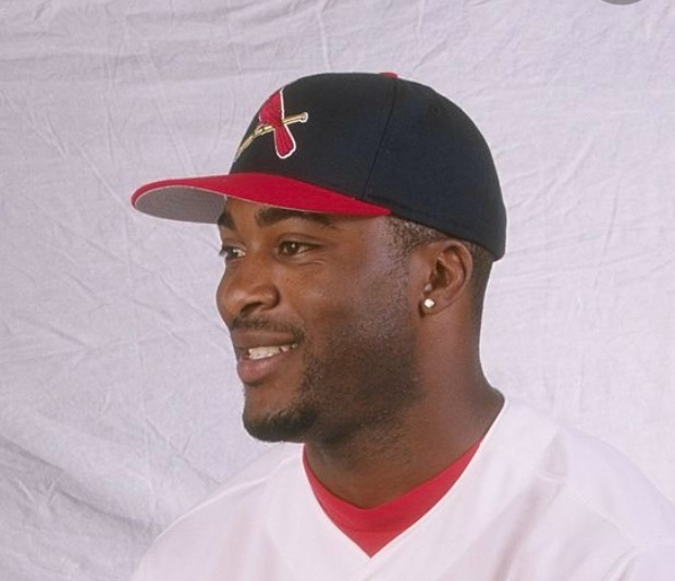 Happy birthday wishes go out to Ron Gant. 