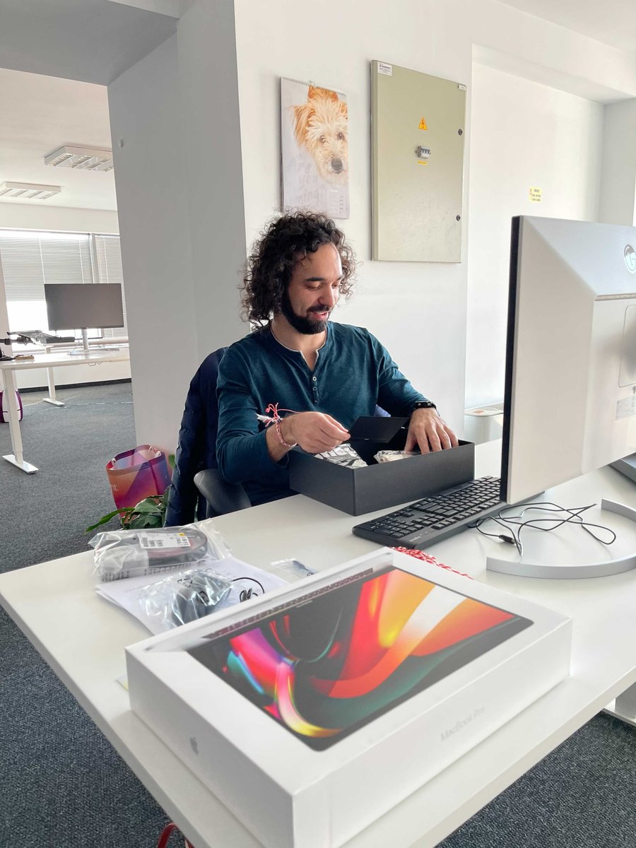 We are happy to share that we have a new member of the team!

Marto, welcome on board and #BringYourWholeSelf!

#welcome #newteammember #team #ST6 #culture #careers #jointhetribe