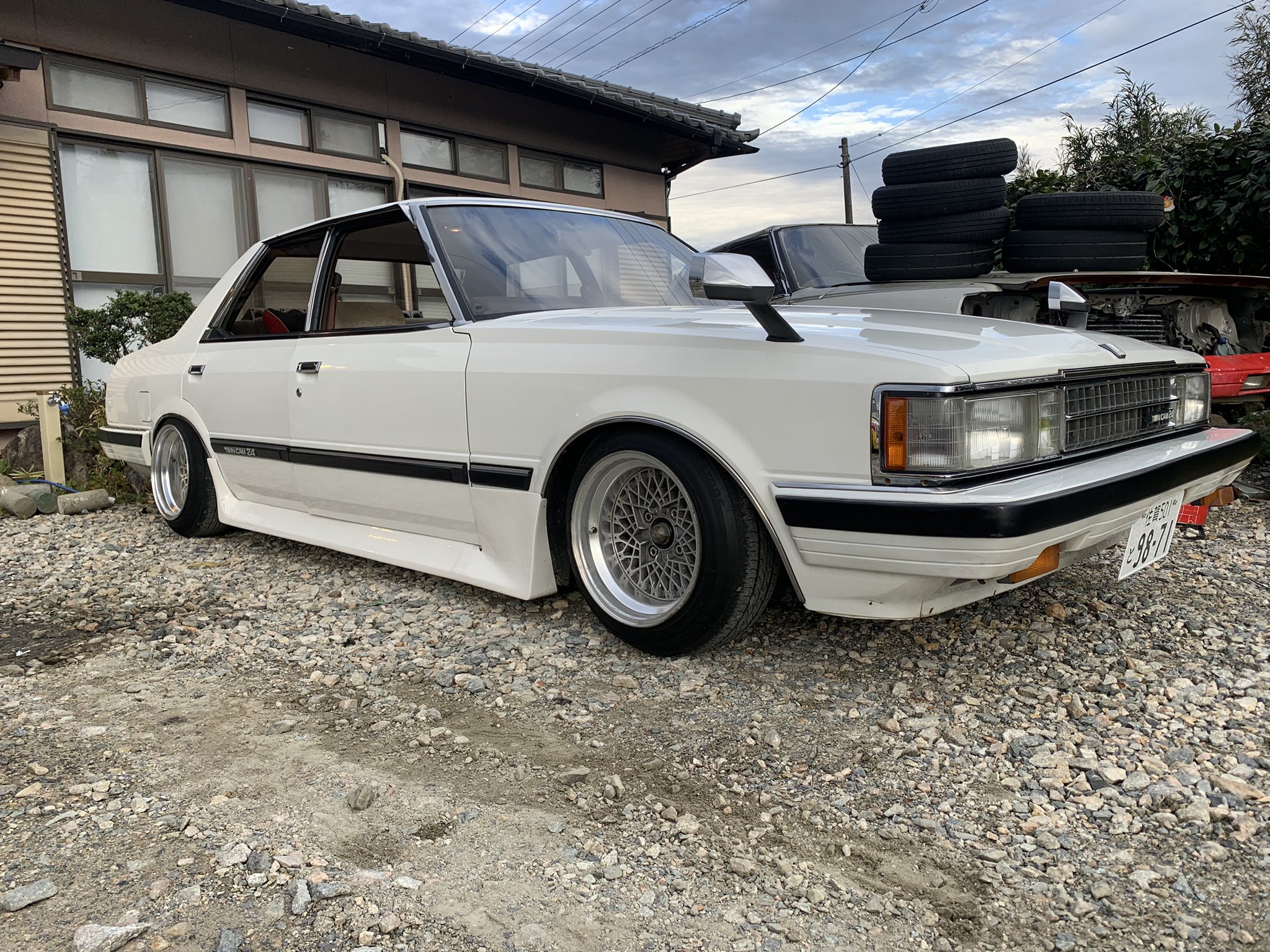 gx71 かび臭い ヤマト製 サイドステップ 旧車 gx71 かび臭い ヤマト製 サイドステップ 旧車