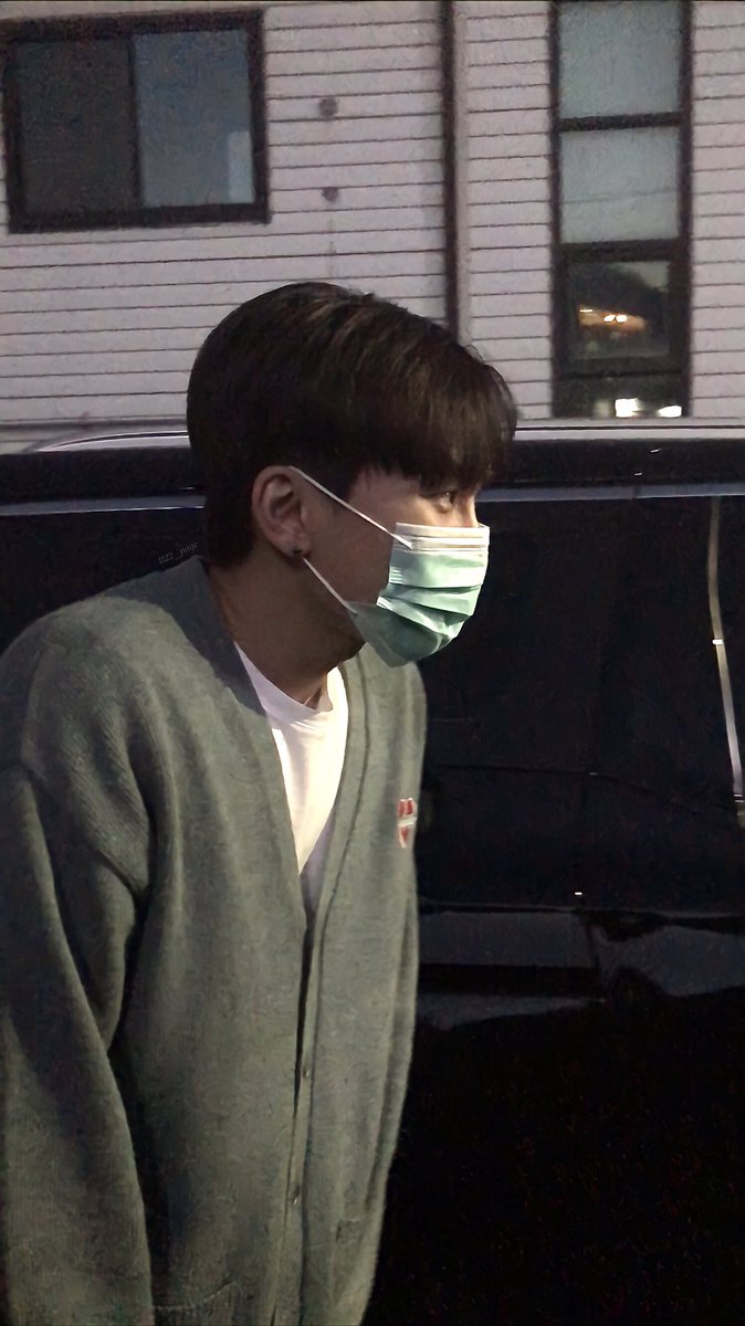 210302 아이돌리그

나만 이런 실물짤 st 좋아하는 건가,,,,,,🤔

#BTOB #비투비 #서은광 #은광