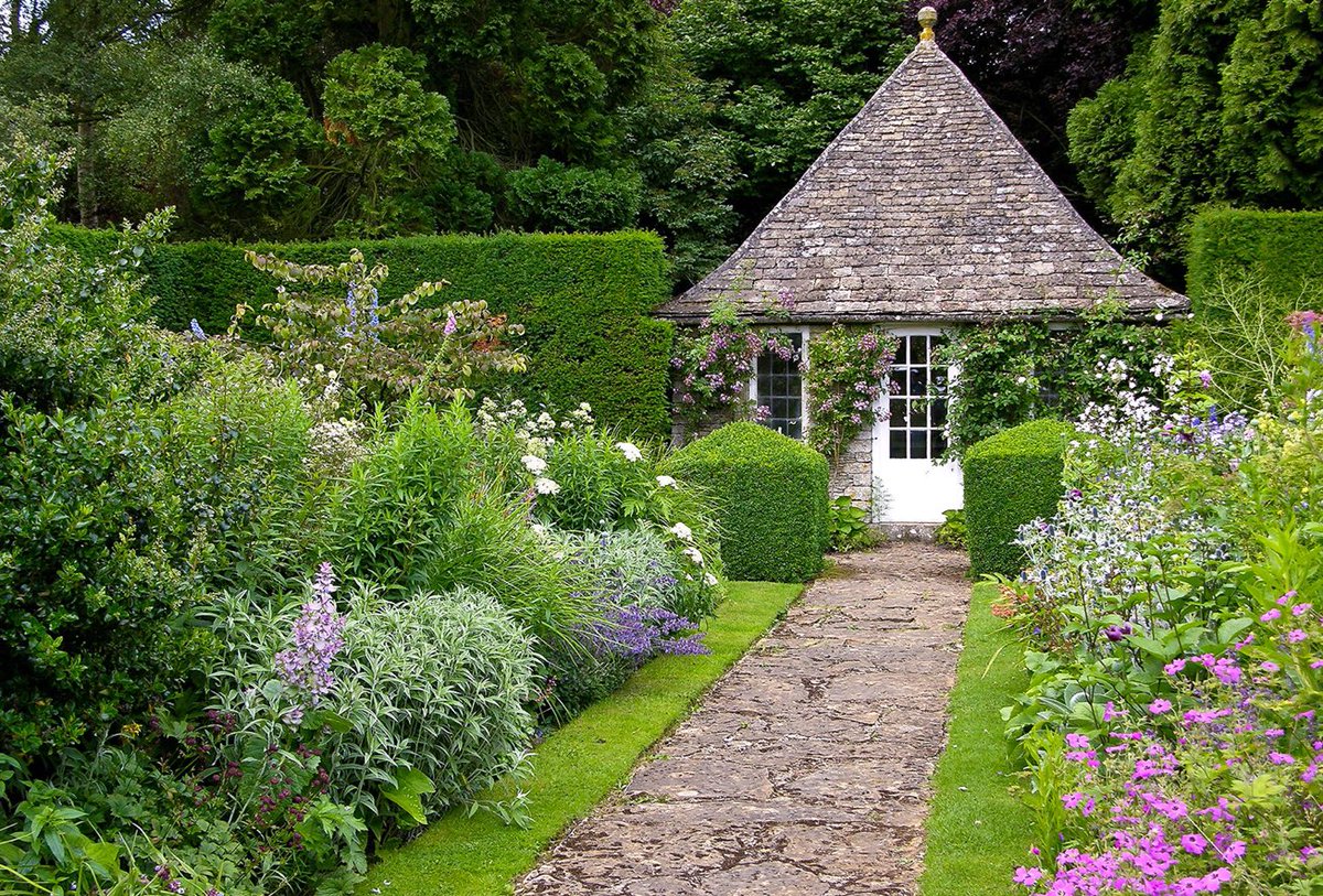 yuzubestever02's tweet photo. 🪴🌳🪴#gardens
🌳https://t.co/VvFCOxLV3o Rodmarton Manor #Cirencester
🪴https://t.co/KkiIWv89Xl #Arkley #Hertfordshire
🌳@NTBaddesley(③&amp;④)
#beautiful #English🇬🇧 #garden #shed #Flowers #plants
#Tree #path #thatched #roof #architecture
#photography #StaySafe #coronavirus #COVID19 https://t.co/0WHbKwt5pX