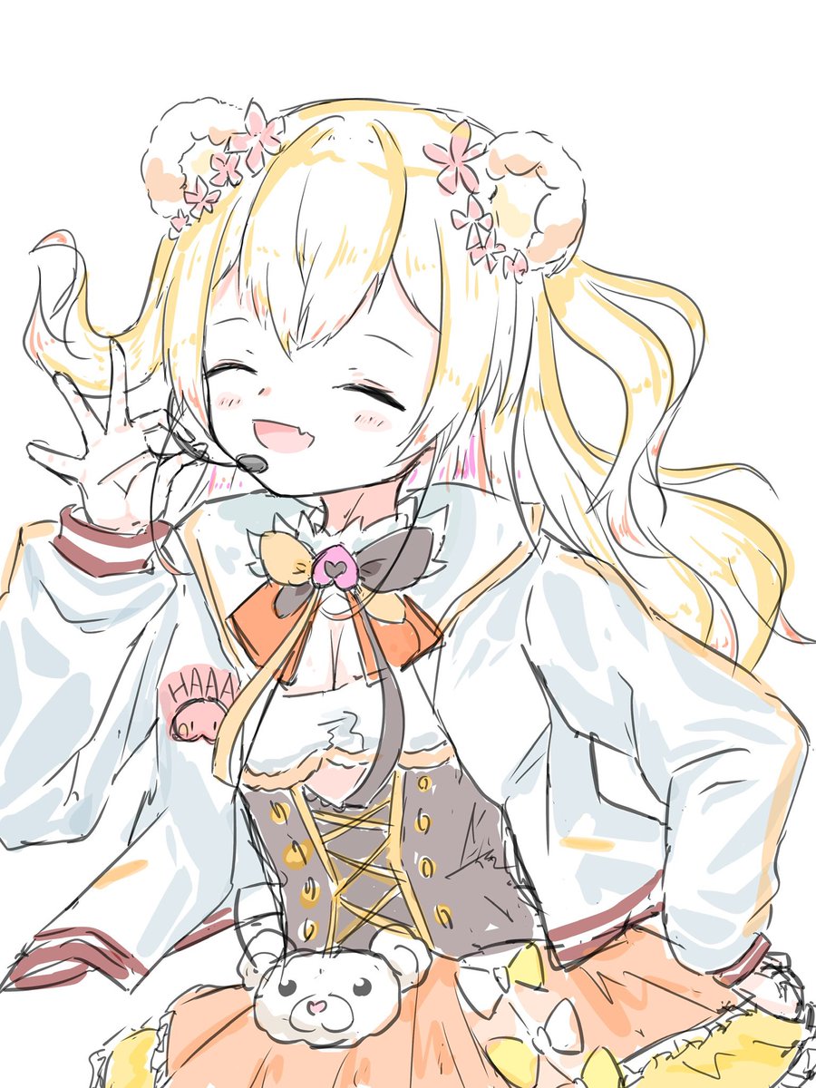 今回のラフ~線画です✍️
イメージはハッピーシンセサイザでした(カラーラフまでは)1ヶ月くらい前の新衣装発表の時に描いた落書きを今回の誕生日に合わせて清書しました~(3枚目から今回の)