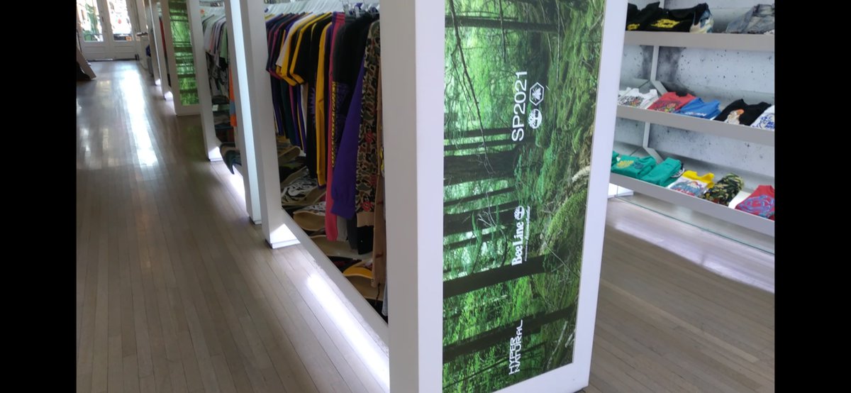 theaxnyc's tweet photo. Translucent prints installed on lightbox | Custom Printed Vinyl Installation Services | AXIOM Signs NYC #IlluminatedSigns #CustomVinyl #design #interiordesign https://t.co/HrNzmMHQdi