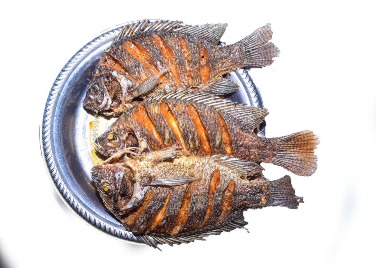 Arnold My Friend Liz Is Doing Fresh Fish From Lake Victoria Tilapia And Nile Perch Call Her Today On For Home Deliveries Around Nairobi T Co Wxnl0ds4aj T Co Z7agnngugj