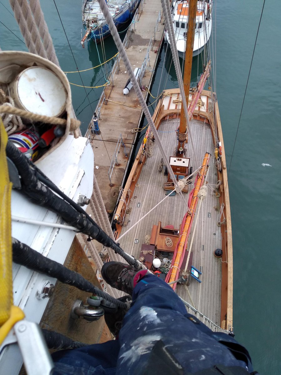 JessClay_Sail's tweet photo. My final #SHTP2 blog of 2020 is finally up on the @NatHistShips website. There's LOTS of exciting #sailing #opportunities, #adventures and #experiences coming up between now and October if all goes to plan 😀https://t.co/ZIAnTlGxXq
#seafarer https://t.co/WqNlWfMLKi