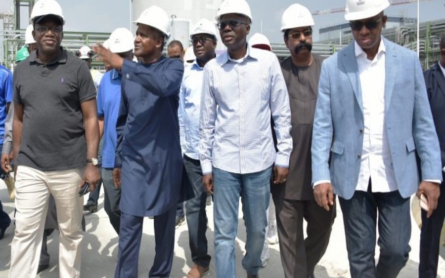 Nairametrics's tweet photo. Nigeria's biggest oligopolies: Who are the real beneficiaries? https://t.co/HQlGJdsPmq https://t.co/D8xK03q3Dp