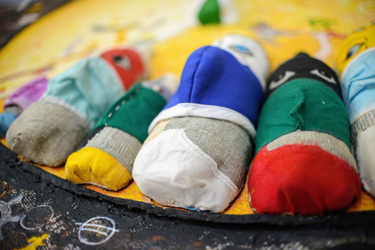 Voici en avant-première quelques photos du superbe tableau, Le cri, l’œuvre « survivaliste » du Sénégalais, Aziz N’Diaye