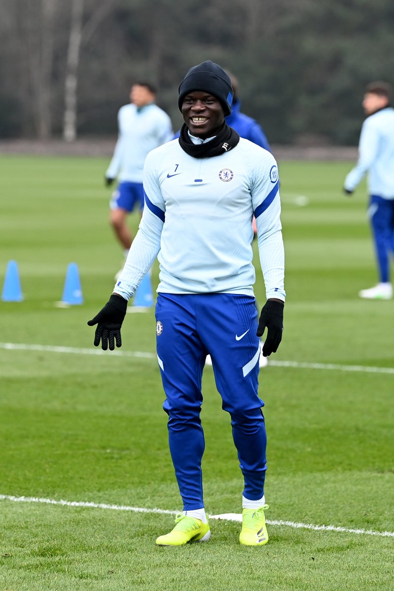 ChelseaFC's tweet image. Only smiles in training today! 😃