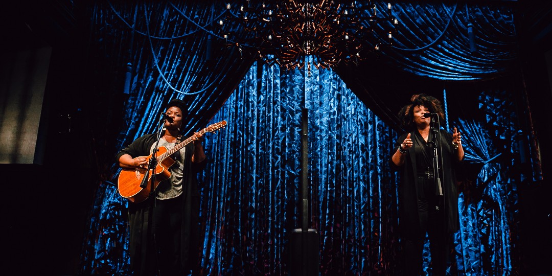 AmericanMusical's tweet image. Have you heard the new Bose L1 Pro systems yet? They took the category they created and reinvented it. You have to hear the incredible advances these new systems put out. 

#Bose #L1Pro #StickPA #BoseL1Pro #BoseProfessional #BoseClubB