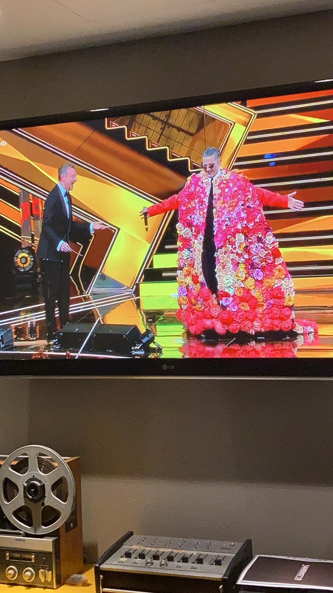 PaoloMeneghelli's tweet photo. Si riparte #Sanremo2021 https://t.co/p7XNYRXhoZ