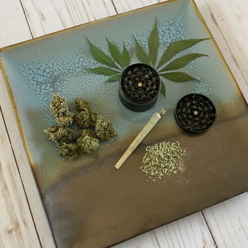 Cannamazoo_420's tweet photo. Rolling is relaxing 😍

 #michigents #mmmp #yourdispensary #420 #stickybud #premiumbud #medicalmarijuana #cannabiscommunity #cannabisindustry #cannabissociety #highsociety #thc #cbd #michiganmeds #trichomes #terpenes #sativavsindica #michiganmarijuana #Stickybudz #cannabiscures https://t.co/cDjGPinodO