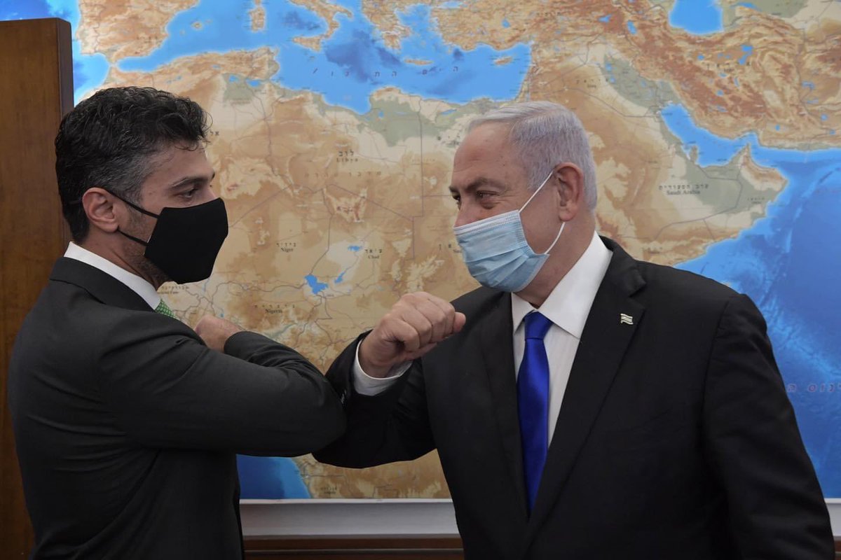 HISTÓRICO: el primer ministro @netanyahu recibió al flamante embajador de los Emiratos Árabes Unidos en Israel , el recién llegado @AmbAlKhaja.
#AbrahamAccords #paz
🇮🇱🕊️🇦🇪 https://t.co/ZSYzKSyaj7