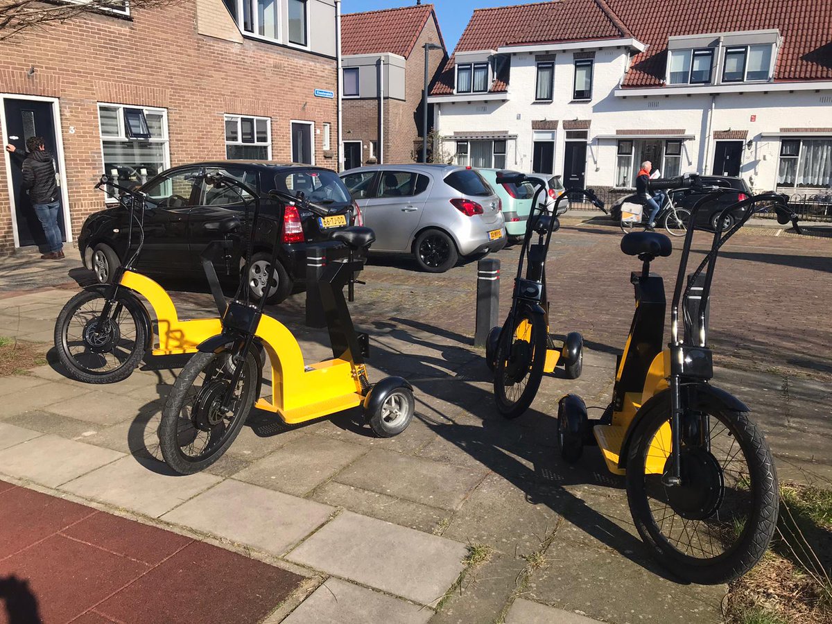 Na lange tijd weer fysiek de wijk ingegaan met onze netwerkpartners! Dit keer met een uniek vervoersmiddel, de Swing trike!
