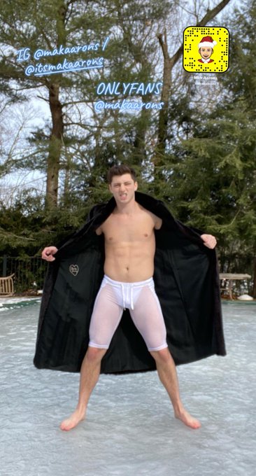 Bitch. https://t.co/NgoJ9akBtD