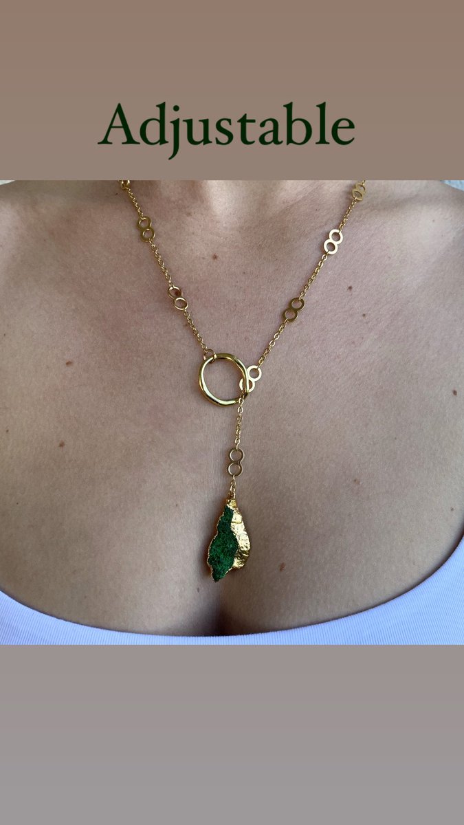 How about a One e of a kind Uvarovite lariat Necklace? 💚
I just created this beauty. This amazing natural gemstone is filled with energy and  the color 😍 
.
.
.

#uvarovite #belarocajewelry
#gemstonejewelry #oneofakindjewelry