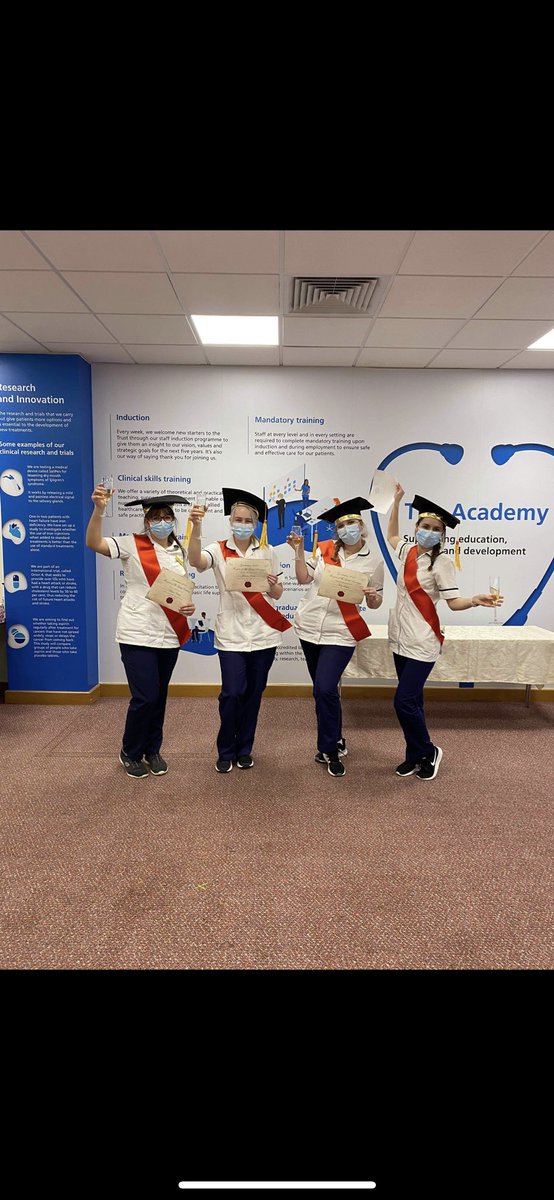 4 <a href="/UWEBristol/">UWE Bristol</a> girls working <a href="/GWH_NHS/">Great Western Hospitals NHS Foundation Trust</a>  at our amazing surprise graduation! @UWE_AHP <a href="/StancombeKate/">Kate Stancombe</a> <a href="/uwephysiosoc/">UWE Physio Soc</a> <a href="/KumarDrP/">Dr Praveen Kumar</a> <a href="/robgrieve17/">Rob.Grieve, PhD</a> <a href="/HanhamPhysio/">Paul Tompkins</a>