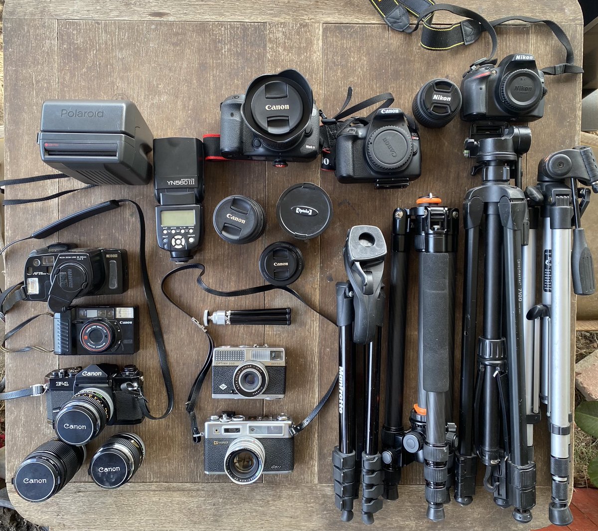 ElMojadoYouLoveToHate🇸🇻 tweet media