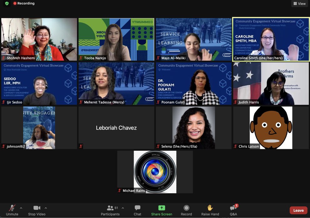 UHD_CCESL's tweet photo. All smiles from Fridayβs @UHD_CCESL Community Engagement Virtual Showcase! πβ¨
#GatorsEngaged #Success #Team https://t.co/4Jr8NeLzYh