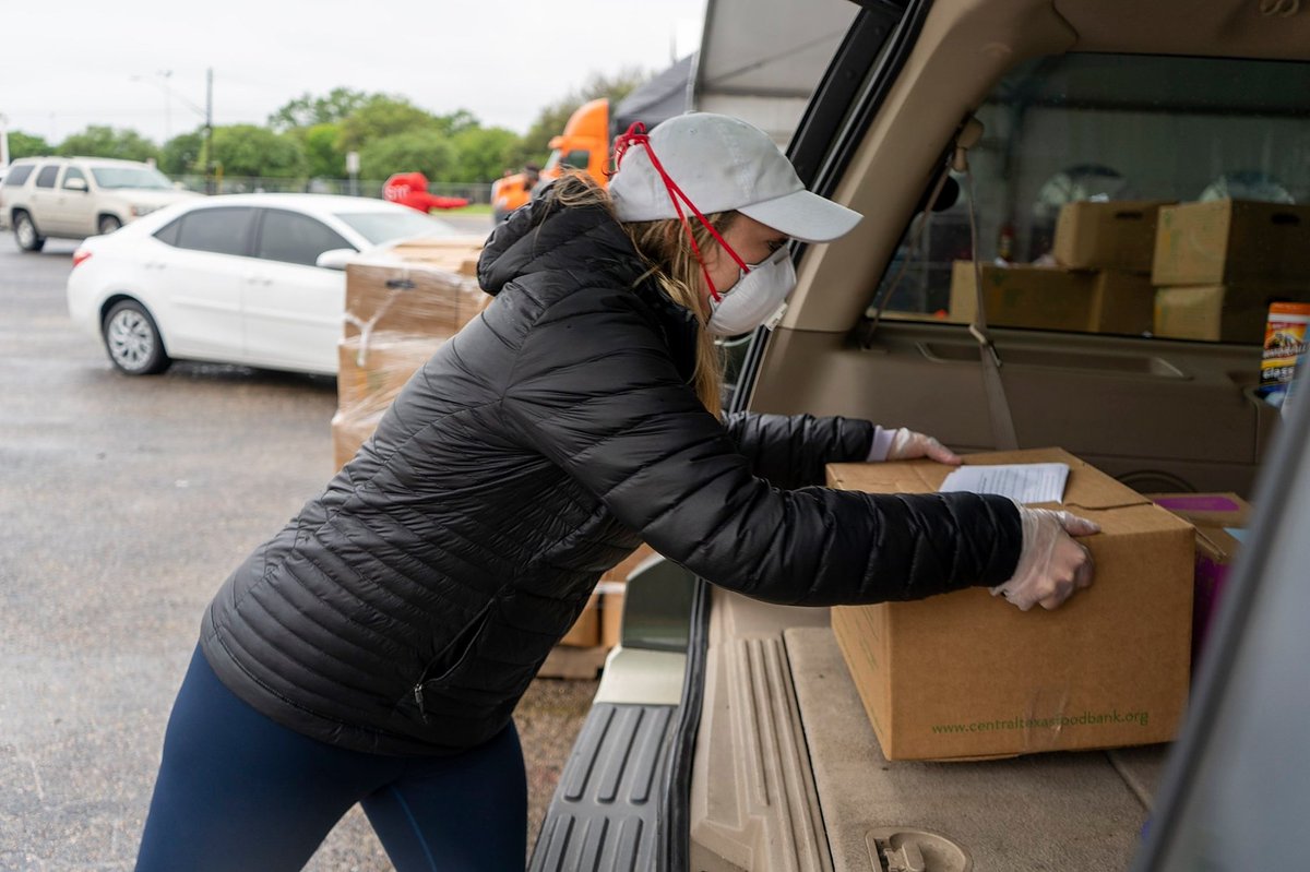 To support those impacted by the Texas Winter Storms, US Foods is donating $50,000 to our partners <a href="/FeedingTexas/">Feeding Texas</a> for critical relief efforts, and contributing a total of $150,000 in food to <a href="/CTXFoodBank/">CentralTexasFoodBank</a> and <a href="/ntfb/">North Texas Food Bank</a> to feed communities recovering from the devastation. #TexasStrong