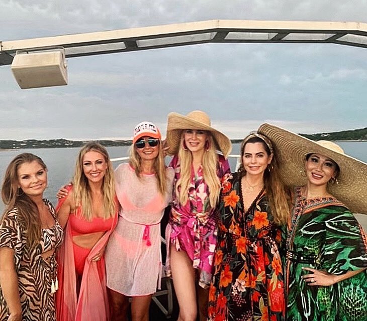 stephhollman's tweet photo. We’re baaaack! The party is still rockin’ in Austin and I can’t figure out what’s bigger...Texas, the drama, or those hats. 🤣 #RHOD https://t.co/5bLtwOYs33