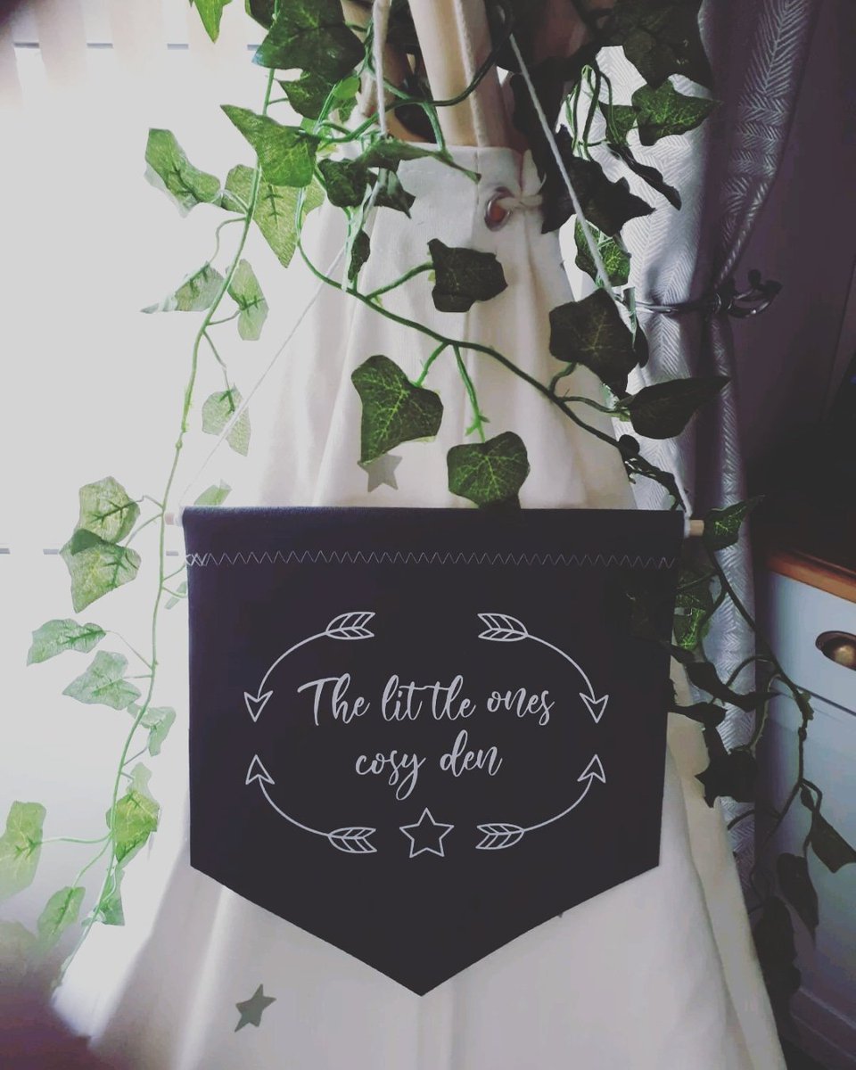 auroragiftcomp1's tweet photo. Customer piccie- i love getting photos from customers. I got sent this one today....makes me happy!  #banner #teepee #littleone #boho #ivy #nature #shopsmall #shophandmade #shoplocal #smallbusiness #smallbusinessnorthampton #craftyfeatures #handmade #handmadegifts #beautiful https://t.co/W3YRSy7hXl