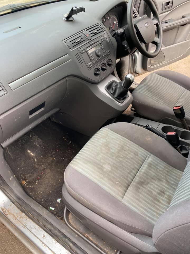 ValetWise's tweet photo. Ford C-Max from this afternoon in Westonzoyland for a new customer, interior only deep clean completed, thanks Kim! 

🔶BOOK TODAY!
🔶Valet Packages from £20
📞 07585951174
🔷valetwise@outlook.com
🔷https://t.co/rc71Mk1UTC
🔷https://t.co/nuCAoziHNF
🔷https://t.co/6ouegxoqx9 https://t.co/0yjHRAoXjG