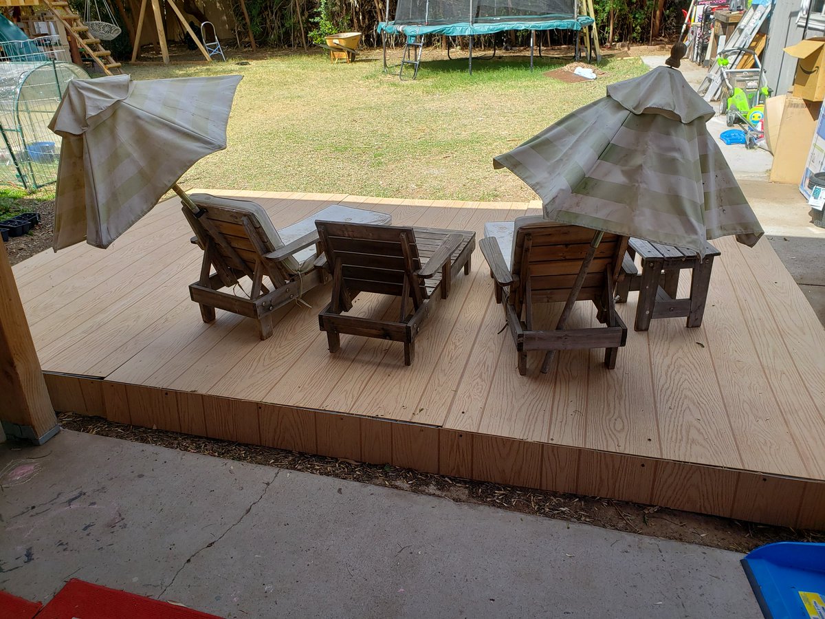 bwheatch's tweet photo. I built this deck when my moon was in Virgo. I have to be active during that time or I go crazy. #handylady #mydeckisbiggerthanyours https://t.co/PIFtIbtXBk