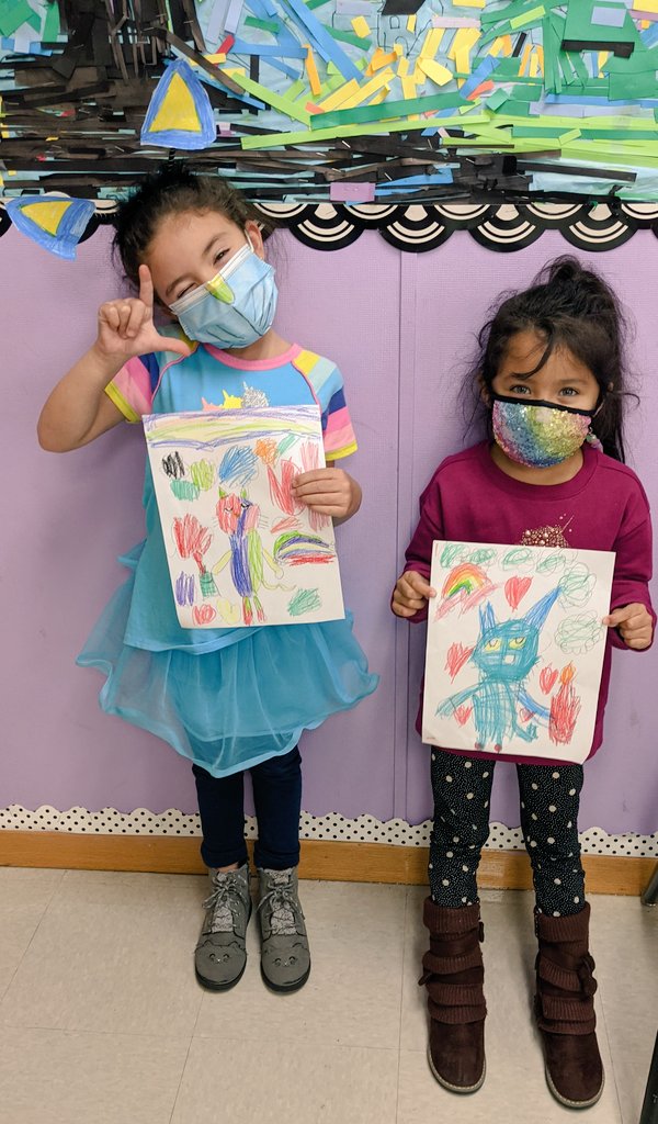 voyage_into_art's tweet photo. Crayons Rock! And so do these #petethecat kinder drawings! @VickeryES #ilovevickery #ReadAcrossAmericaDay #crayonsrock #LISDVISUALARTS https://t.co/Y0PLGeb11n
