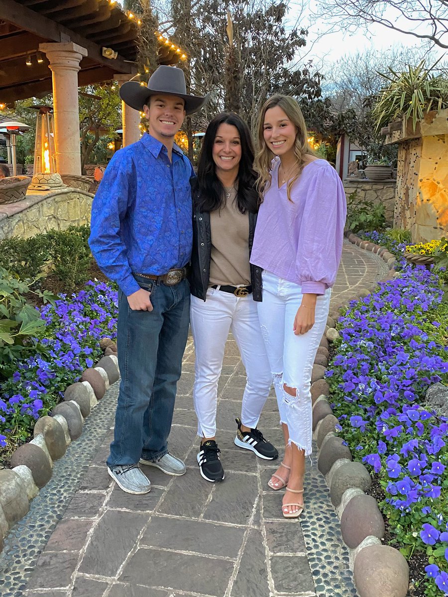 Happy 20th Birthday! 🎉<a href="/dawsonrkrug/">Dawson Krug</a> we love you!💕