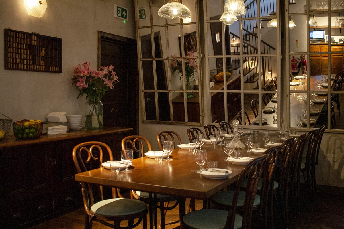 The Laundry, Brixton.

Teaming up with Socius Projects, the task was to create a new space for an all-day Bistro and Wine Shop in the beautiful old Edwardian wash house. 

#bespokebybluecrow