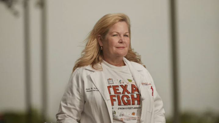 Amy Young, M.D., #DellMed vice dean of professional practice, chief clinical officer <a href="/uthealthaustin/">UT Health Austin</a> and one of our heroes, was one of the essential workers photographed as part of artist Sarah Wilson's work "Essentials." Learn more: bit.ly/3aQNgYk