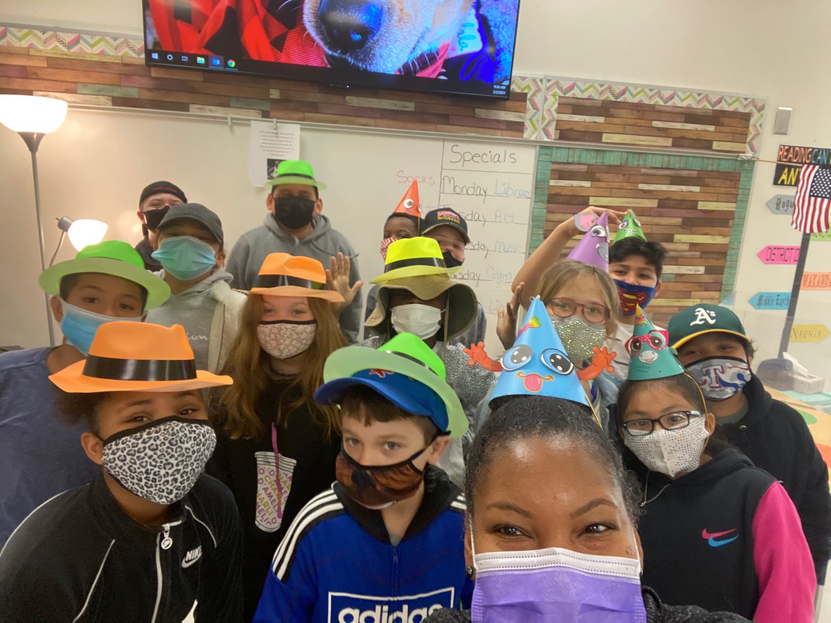 MrsLoganRES's tweet photo. We are celebrating #ReadAcrossAmerica week by wearing our favorite hats on Cat in the Hat Tuesday! @4thRowlett @Rowlett_Bobcats #GISD https://t.co/ubAF5GMlZZ