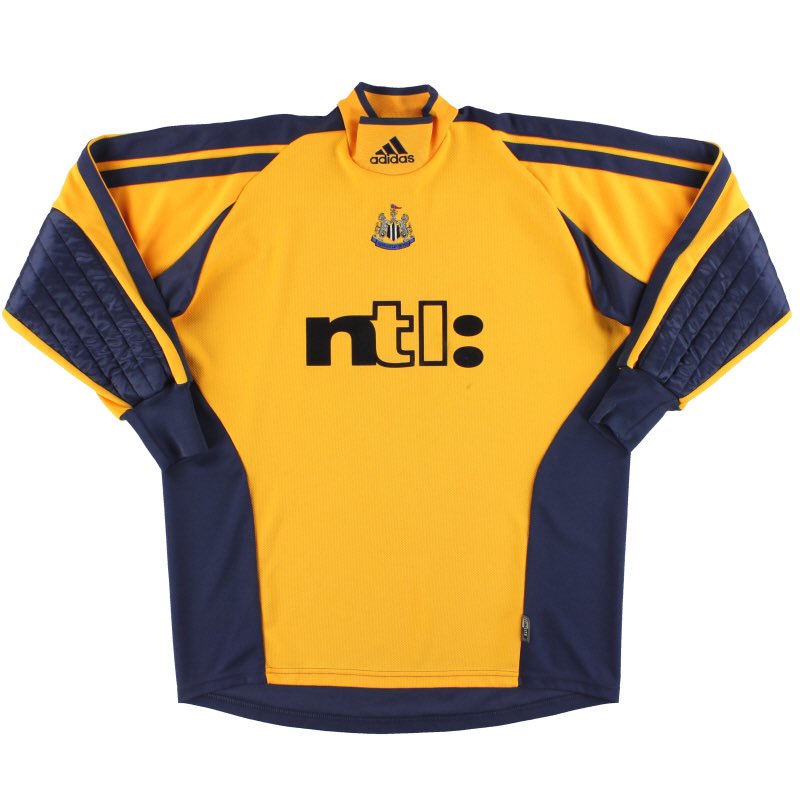 _JamieHind's tweet photo. @willne Givens 2000-2001 hands down the best https://t.co/ukulSjsiFd