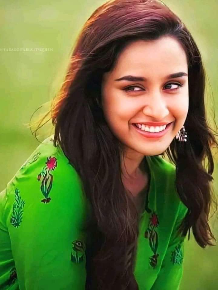 IsmailHAnik1's tweet photo. happy birthday Arohi (in advance) @ShraddhaKapoor good luck to you queen❤ https://t.co/IvAXrgCzYG