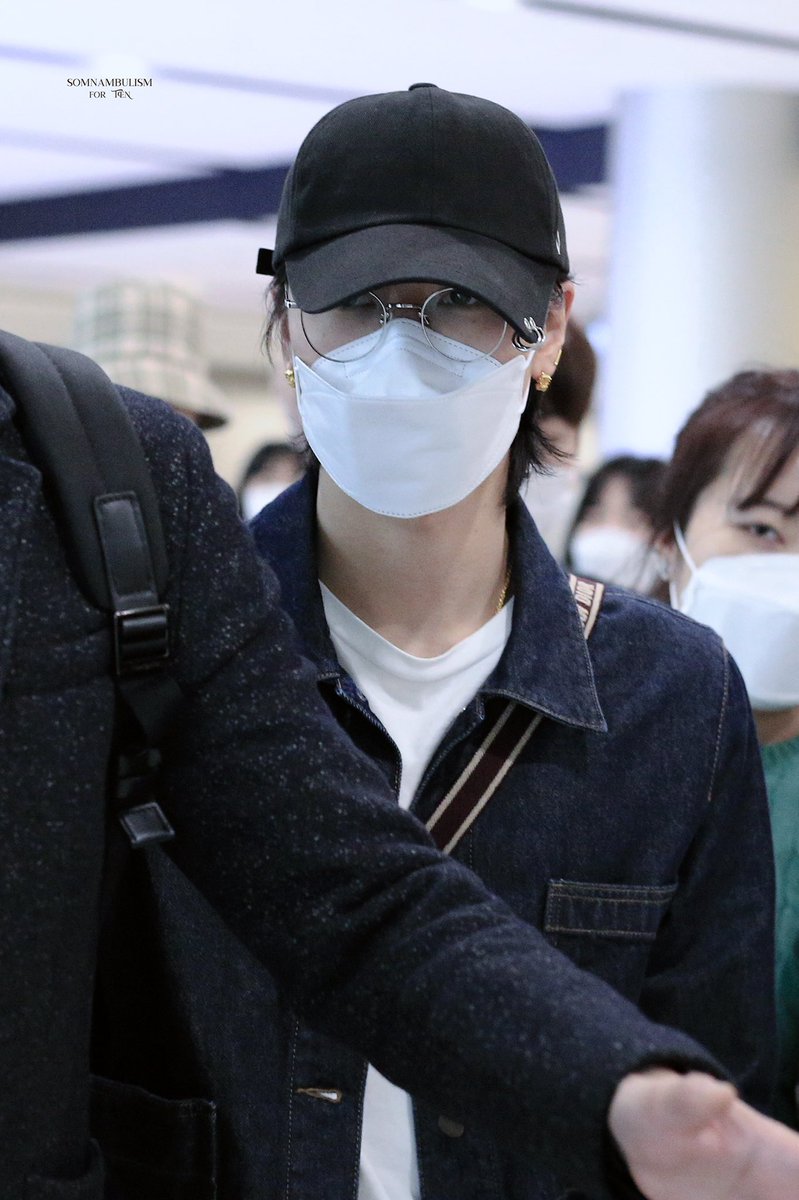 งุ่ยๆไฝใต้ตาน้องก็ยังอยู่ปะ