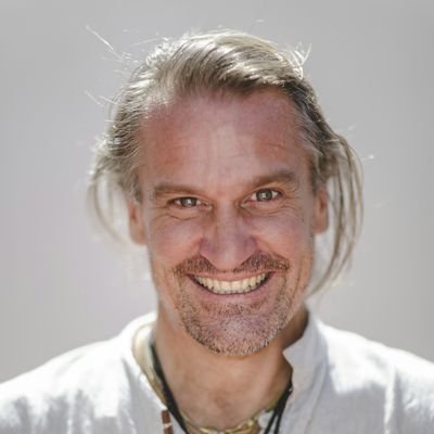 Emiliano Villazón tweet media