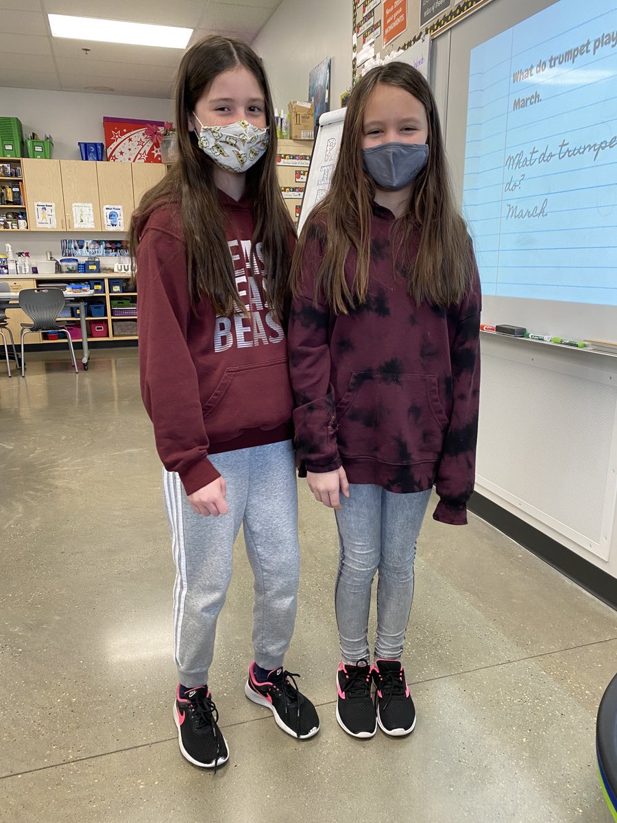 alohateach's tweet photo. Am I seeing double? #noteventwinday #soconfused @IRIC_WC https://t.co/oPDAihdtF9