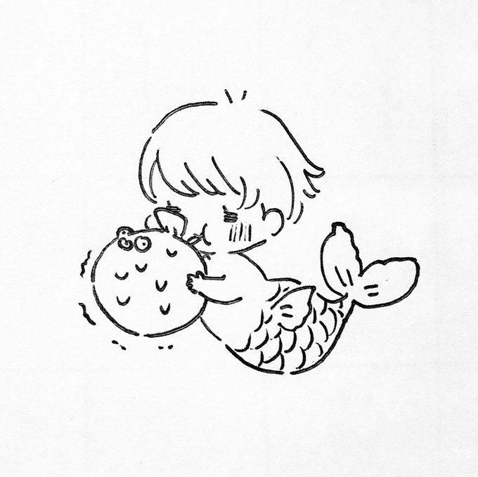 フグを膨らませて遊ぶ人魚の子供 