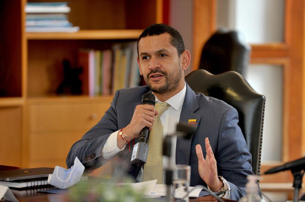 Daniel Palacios tweet media