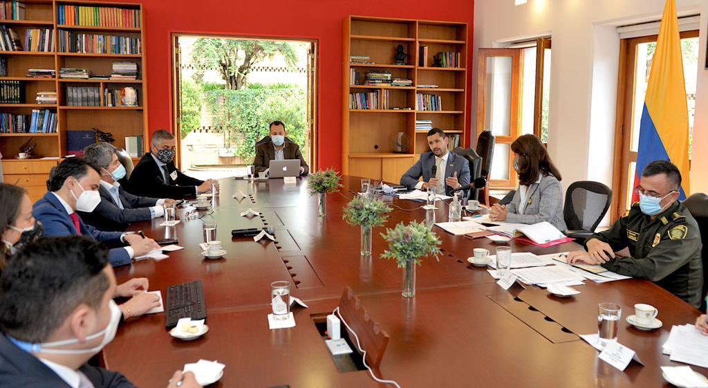 Daniel Palacios tweet media