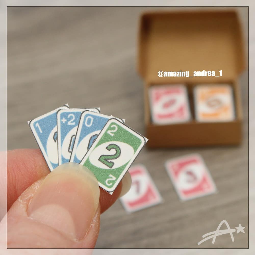 Amazing_Andrea_'s tweet photo. Let's have tea (or coffee) and play UNO!
I miss playing this game 😥
This was probably my favorite game growing up ❤💛💚💙

#miniaturegames #miniature #dollhouseminiatures #uno #mini #amazingandrea https://t.co/4qwcgryqFf