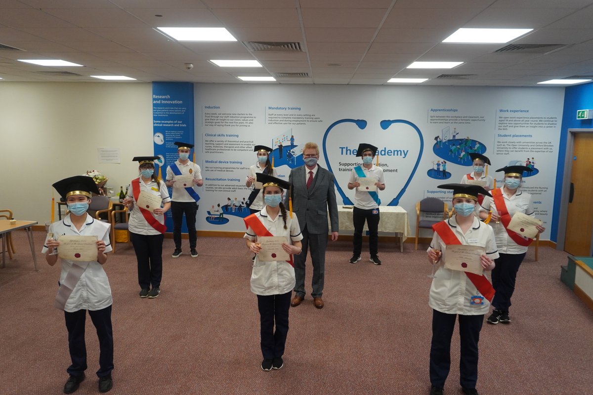 Our physios held a surprise graduation at the hospital for the phyios who finished university early last year to join us during the pandemic, and who didn't get their own uni graduations.

They were presented with a certificate, and were joined virtually by their families.