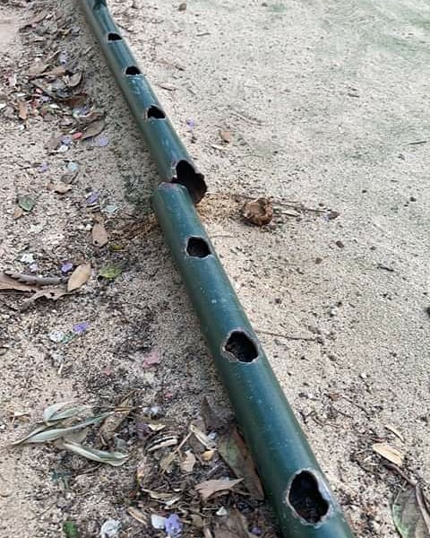 AvCanyars's tweet photo. 🏀Parc del Xiprés ⚽

🚧 Reclamem millores #URGENTS en la pista infantil del Parc del Xiprés 

Ja són moltes les peticions de millora i ha arribat el moment de reclamar el canvi.

Si passes alguna cosa, la responsabilitat serà de l' Ajuntament de Castelldefels 

#Castelldefels https://t.co/HOhVD2sN6h