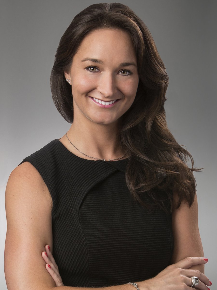 MSBalumni's tweet photo. "If I wake up with a renewed sense of purpose, which is usually not every day but most days, then I know I’m on a trajectory for success." Rachel Mech (B'07) 

#MSBAlumnae | @msbgu | #WomenofGeorgetown | @RachelMechEsq

📘 https://t.co/S1uFoDKygl https://t.co/WpK6Z4pvJi
