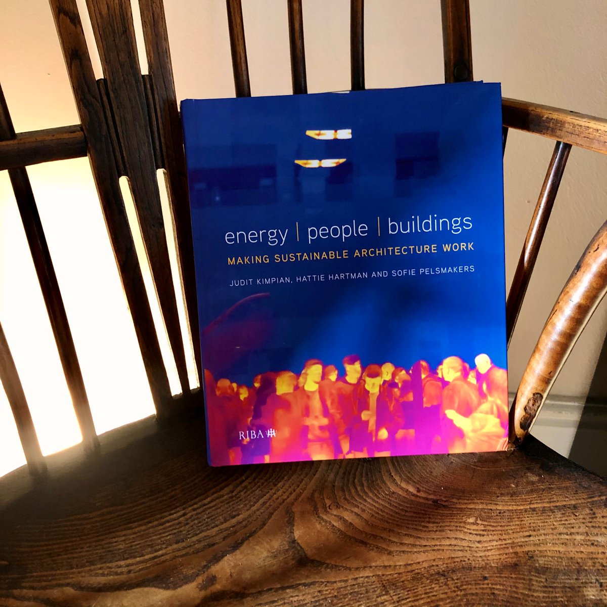 GinnyMills's tweet photo. VERY excited to share a sneak peek of @JuditKimpian @HattieHartman and @sofiepelsmakers' incredible new book: everything you need to know about design &amp; performance feedback to tackle the #ClimateEmergency - described as a gamechanger by @fionnstevenson!

https://t.co/ZN6YvWdcOT https://t.co/96f18Nvjha
