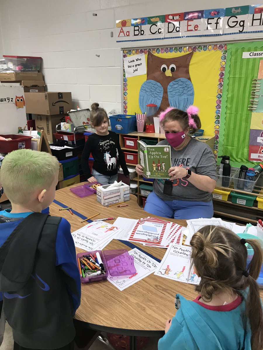 Including Dr. Seuss Ten Apples on Top in math with Mrs. Collett’s kinders. #ISPYCCSDReading @SArmbruster_ILS @laurenwade_rmm