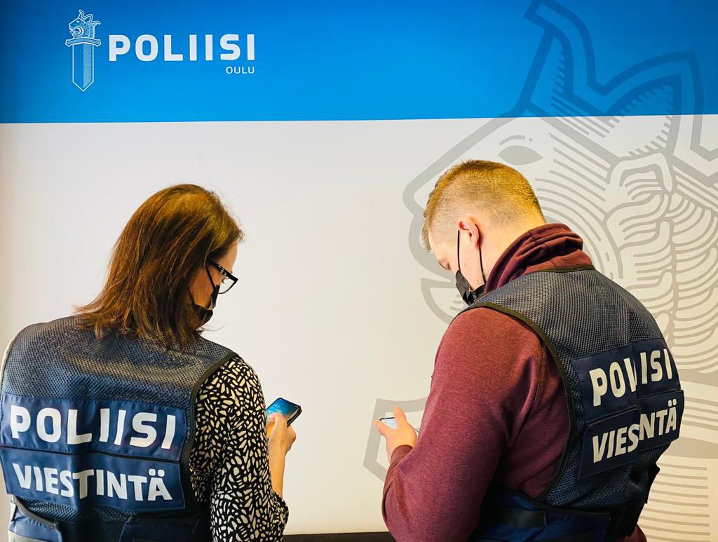 Takana päivä viestintätykitystä, olihan mukana myös @Puolustusvoimat Treenasimme siis tänään viestinnän valmiutta paikallispuolustusharjoituksessa Oulussa. #paikallisturvallisuus @oulunpoliisi @KainuunPR #viranomaisyhteistyö