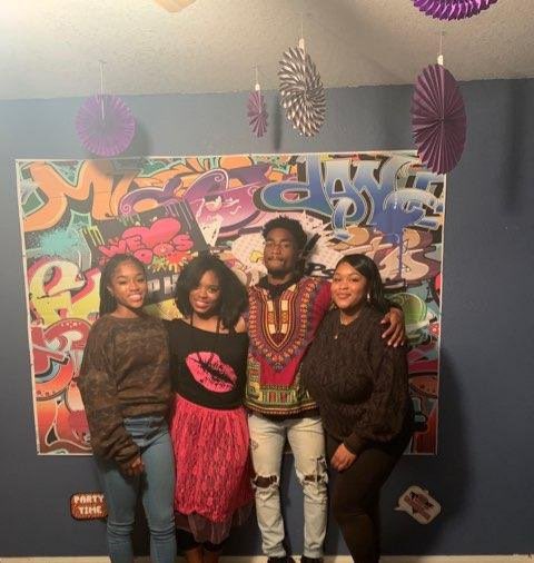 Tyson Robinson tweet media