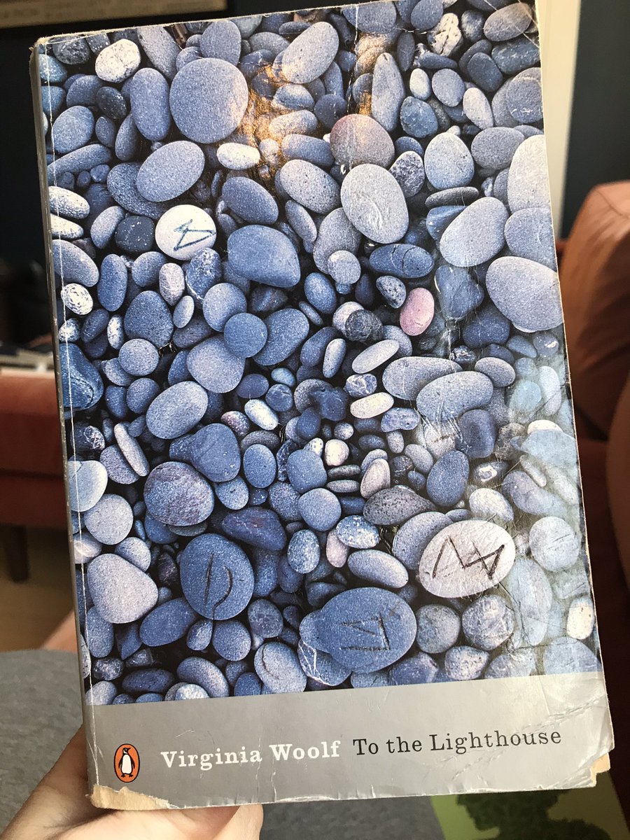 LEHEnglish's tweet photo. ‘Reading Virginia Woolf for the first time as an undergraduate blew my mind. Her use of the stream of consciousness narrative mode completely reframed my understanding of what a novel could do and be. She’s still one of my favorite authors.’ Mrs Moon #WorldBookDay #Woolf 🤯✨😍 https://t.co/mPERywPx5F