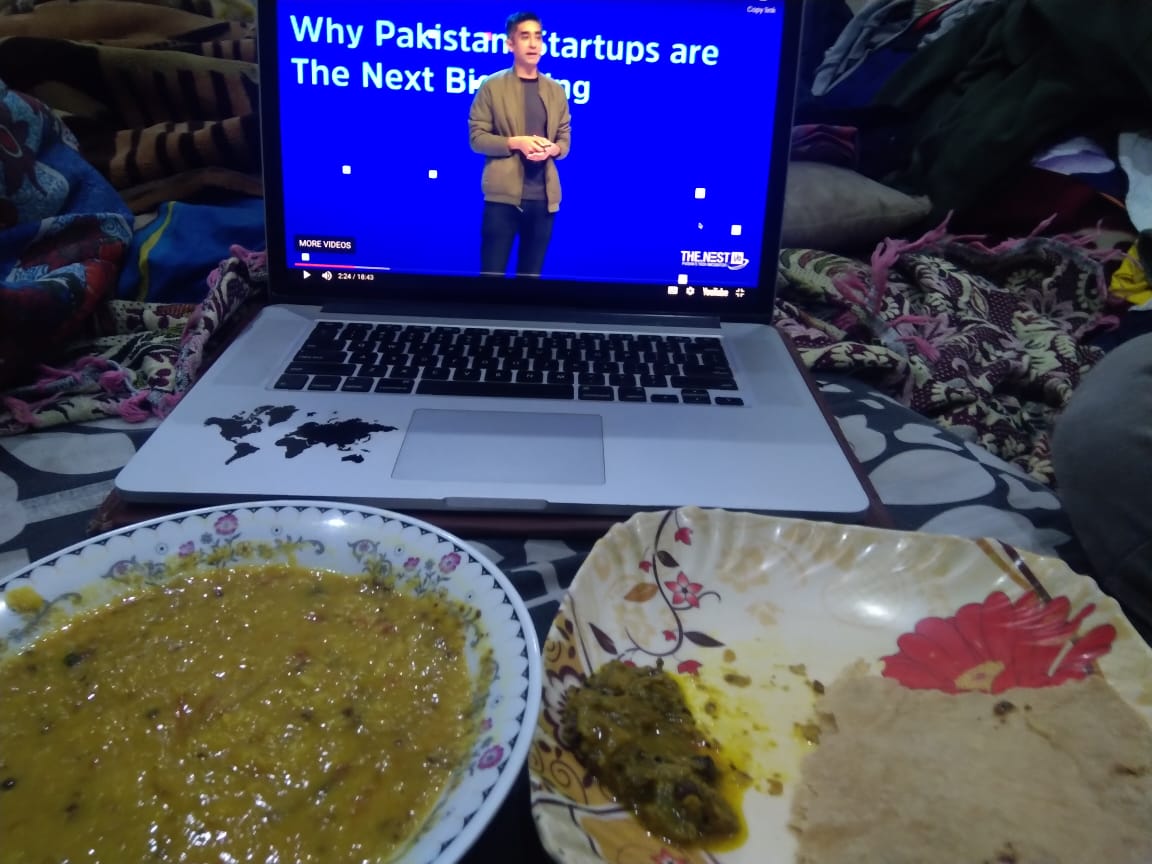 Daal, achar, roti and listening to @aatif_awan's speech at @TheNestiO. 
Life is good.

Cc @ab108r